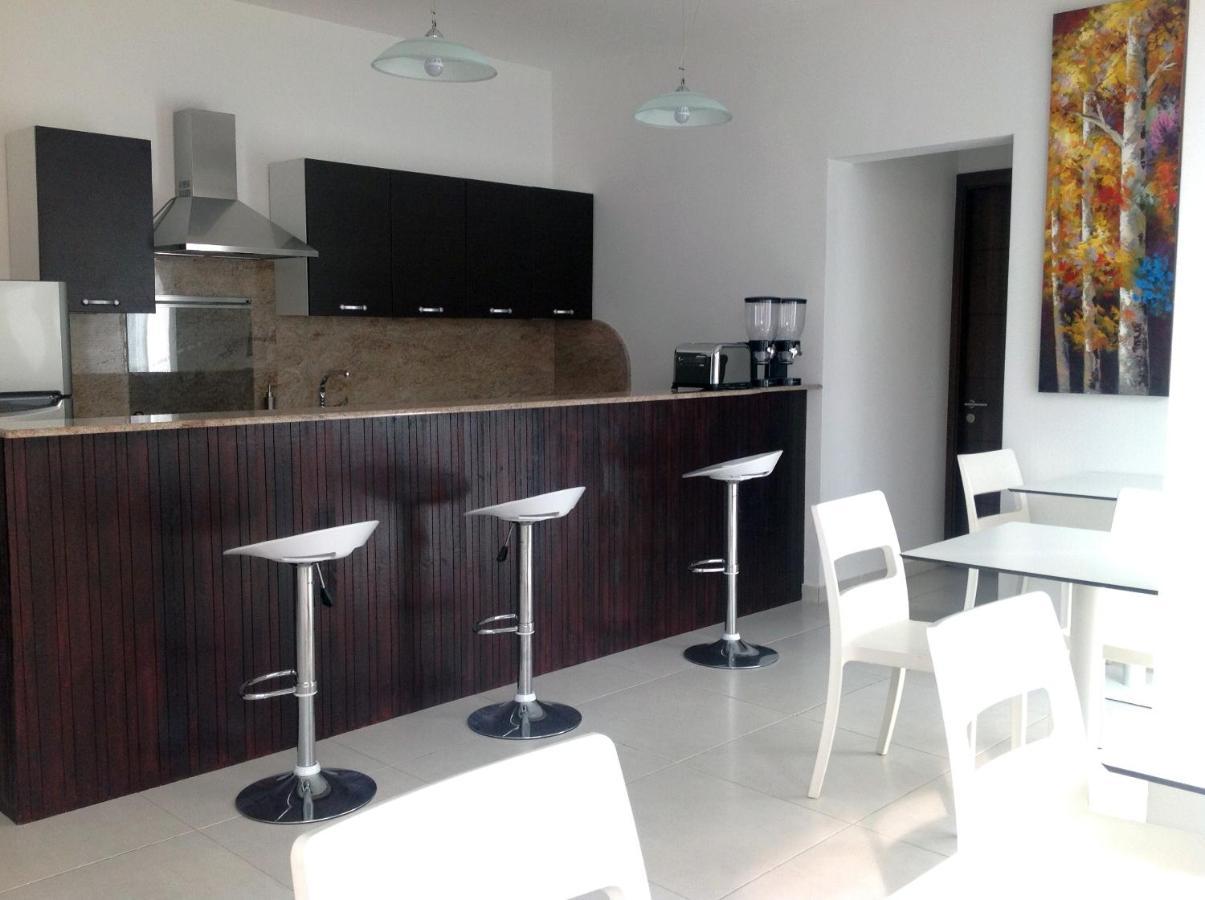 8Villa San Ġiljan Kültér fotó