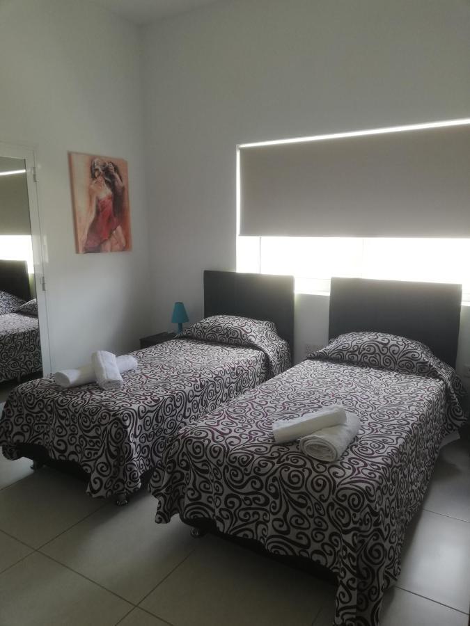 8Villa San Ġiljan Kültér fotó