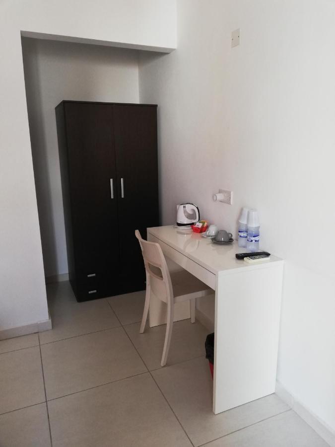 8Villa San Ġiljan Kültér fotó